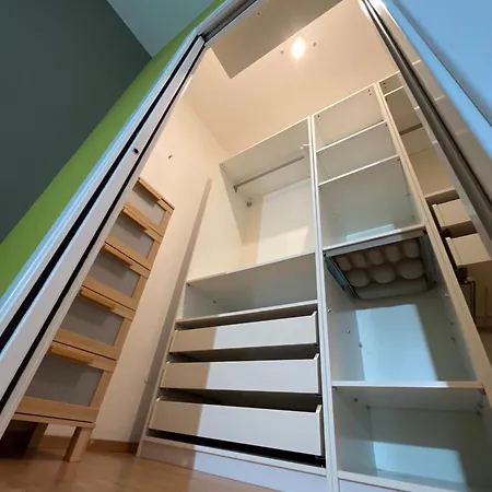 Apartment Acquedotto The House Rom