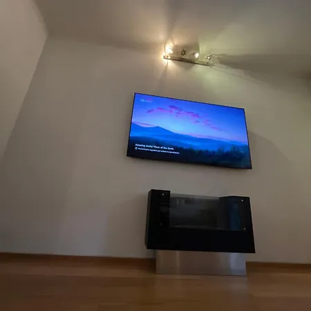 Apartment Acquedotto The House Rom