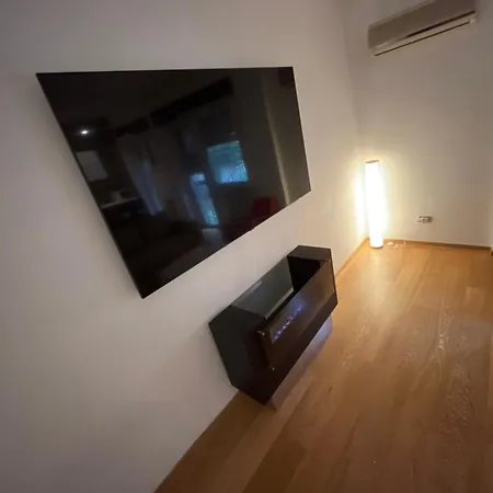 Acquedotto The House Rom